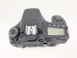 camara digital reflex canon eos 90d