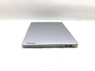 pc portatil lenovo 82xf