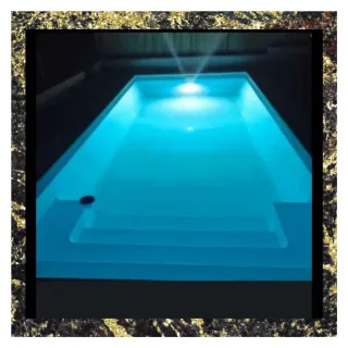 Piscinas de poliéster D.G.