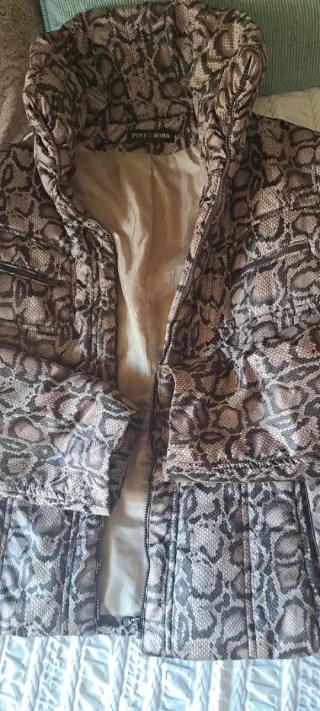 Plumas estampada serpiente