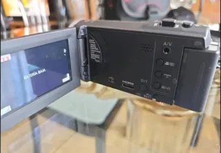 Videocámara Panasonic HC-V270 Full HD