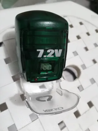 Cargador TUV GS BC-710A 230V 8.7V---180mA