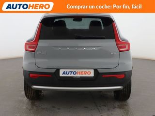 Volvo XC40 2.0 B3 Mild-Hybrid Core 2WD