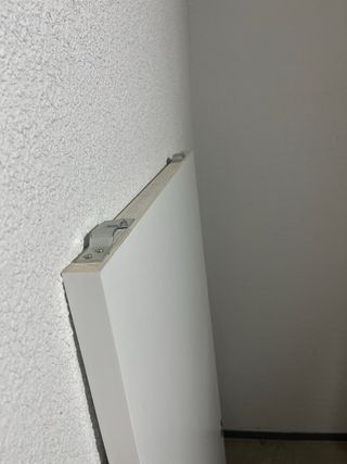 Puerta corredera blanca