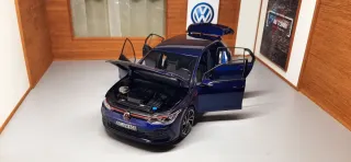 Maqueta Coche Escala 1:18