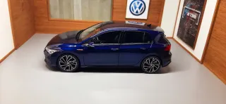 Maqueta Coche Escala 1:18