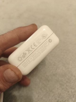 Pack Apple: Cargador USB + Cable alargador