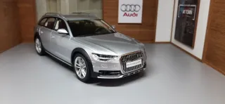 Maqueta Coche Escala 1:18