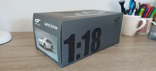 Maqueta Coche Escala 1:18