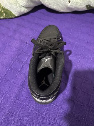 Tenis Nike Jordan Negros