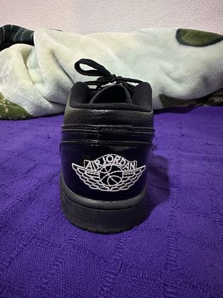 Tenis Nike Jordan Negros