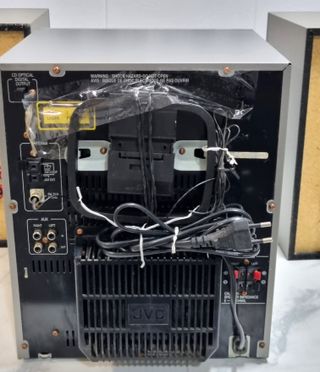 Cadena de Música JVC-CA-MX J55R + 2 Altavoces