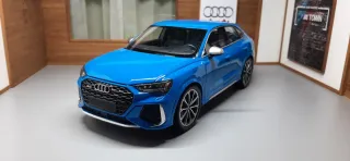 Maqueta Coche Escala 1:18