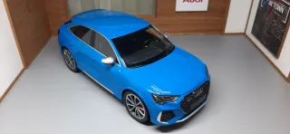 Maqueta Coche Escala 1:18