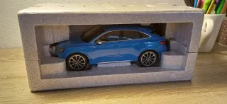 Maqueta Coche Escala 1:18