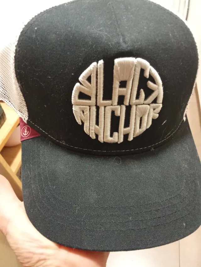 4 Gorras Blackanchor Blancas y Negras