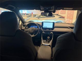 TOYOTA Rav4 2.5l PLUG-IN 300PH (e-CVT) Advance