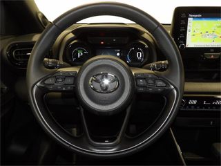 TOYOTA Yaris 1.5 120H Style Plus