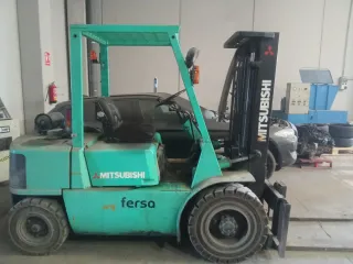 Carretilla elevadora Mitsubishi de3.500 kl
