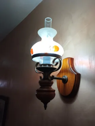 Apliques rústicos madera y lámpara