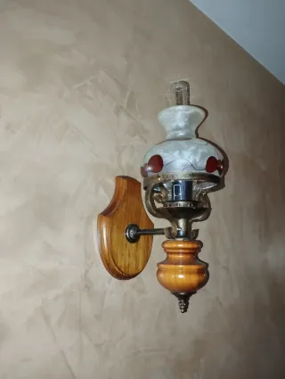 Apliques rústicos madera y lámpara