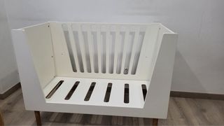 Maxi cuna Done by Deer