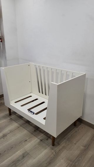 Maxi cuna Done by Deer