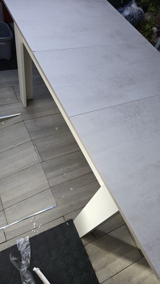 Mesa extensible comedor gris piedra