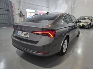 SKODA Octavia Ambition 1.5 TSI G-TEC 96 kW (130 CV) DSG