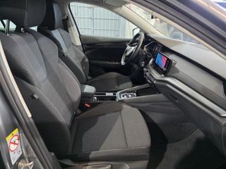 SKODA Octavia Ambition 1.5 TSI G-TEC 96 kW (130 CV) DSG