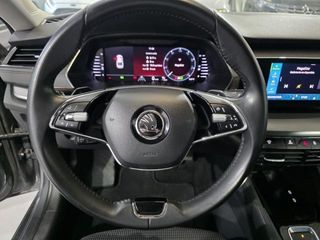 SKODA Octavia Ambition 1.5 TSI G-TEC 96 kW (130 CV) DSG