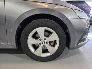 SKODA Octavia Ambition 1.5 TSI G-TEC 96 kW (130 CV) DSG