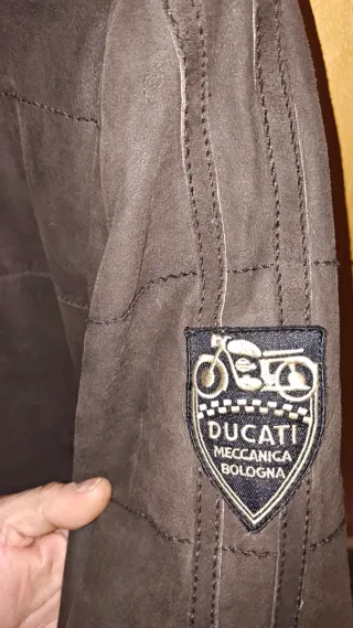 Chaqueta Cuero Marrón Ducati con Parches