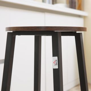 Conjunto de 2 taburetes de bar de madera y acero, taburetes de cocina con reposapiés para sala de estar, comedor, cocina y bar, estilo industrial, 32.5X32.5X65 cm, marrón rústico