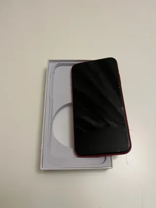 iPhone 11 128GB Rosso