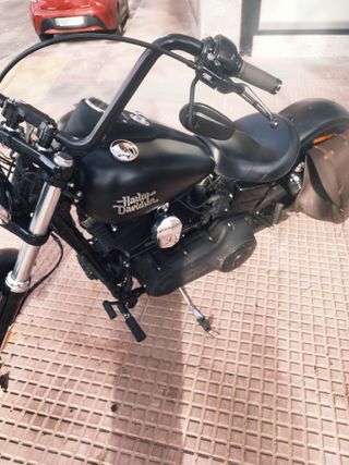 Harley Davidson FXDB Street Bob 2016 Negra