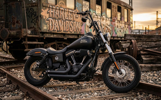 Harley Davidson FXDB Street Bob 2016 Negra