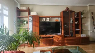 Mueble de salón modular madera.