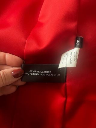 Chaqueta de piel roja entallada T/40