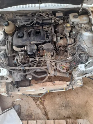 Coche C15 Blanco - Venta para despiece entera