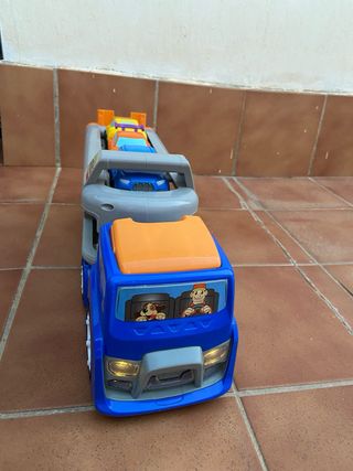 Camión Transportador con Coches