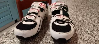 Scarpe da spinning donna con attacchi