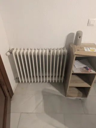 Caldera gasoil Ferroli + depósito + radiadores