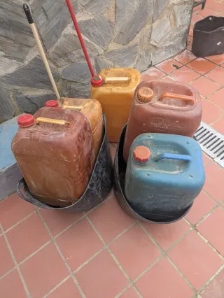 Caldera gasoil Ferroli + depósito + radiadores