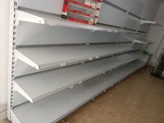 Estanterías metálicas