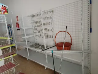 Estanterías metálicas