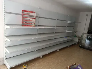 Estanterías metálicas