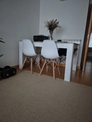 Conjunto mesa de comedor 140×90×77+4sillas