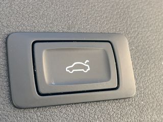 A4 Avant 2.0 TDI S-line 82.000km!!