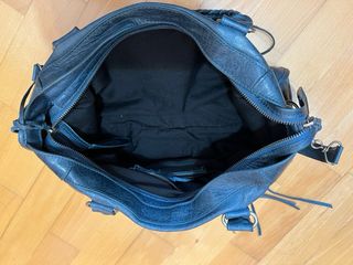 Bolso Balenciaga buen estado,costado mas de 2 mil